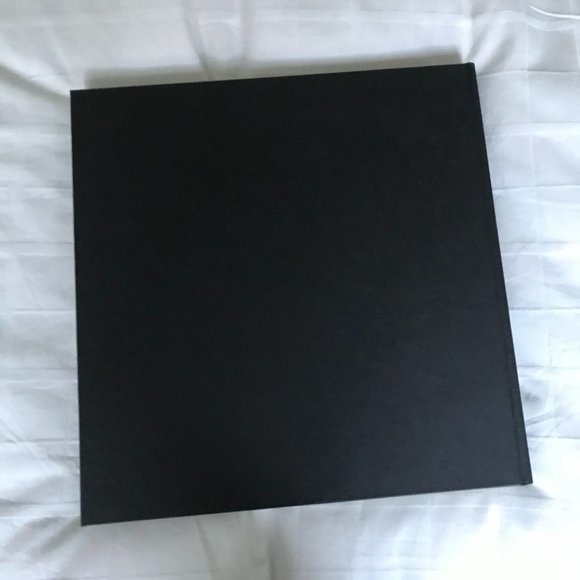 Portraits: Canadian Women in Focus Hardcover Book - Picture 7 of 7